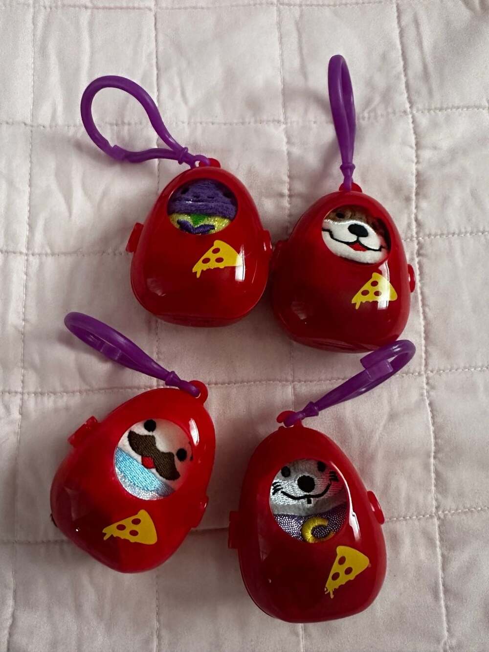 Lot of 4 Chuck E. Cheese Cutie Beans Plush Keychain Clips Series 2